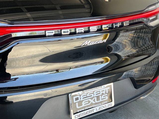Used 2021 Porsche Macan AWD/4WD image 17
