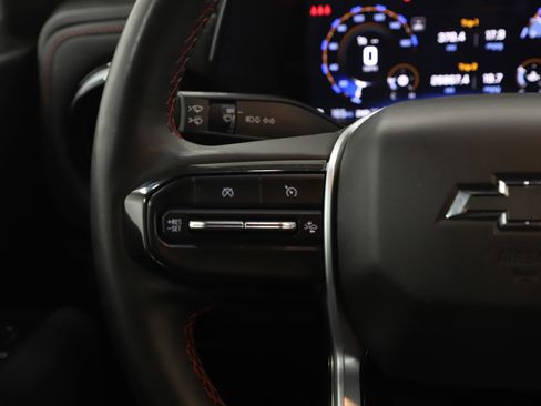 Used 2024 Chevrolet Colorado Z71 w/ Z71 Convenience Package 2 image 24