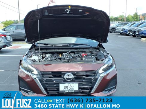Used 2025 Nissan Altima 2.5 SV FWD image 31