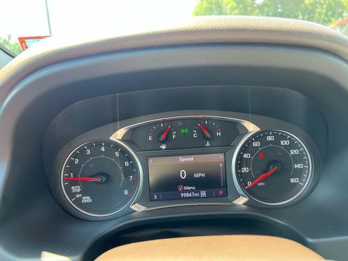 Used 2021 GMC Acadia SLT w/ Premium Package AWD/4WD image 7