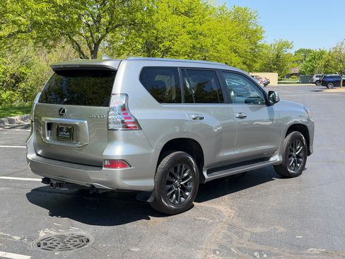 Used 2023 Lexus GX 460 Premium w/ Premium Package AWD/4WD image 9