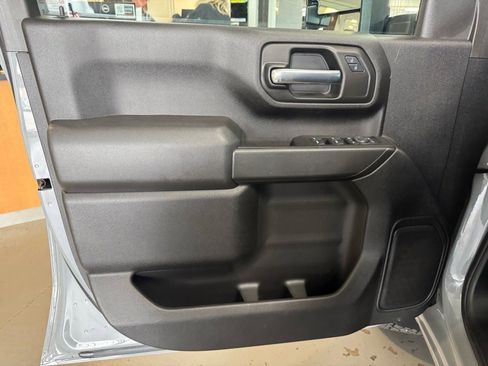 Used 2024 Chevrolet Silverado 2500 Custom w/ Custom Value Package image 16