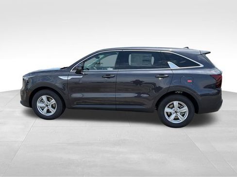 New 2026 Kia Sorento LX FWD image 4