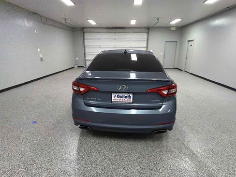 Used 2017 Hyundai Sonata Sport FWD image 4