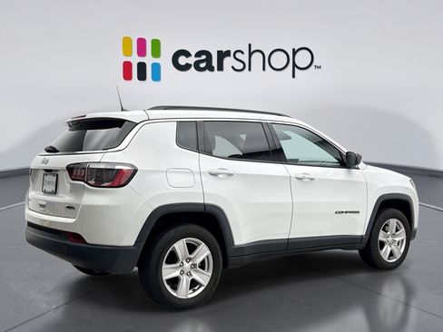 Used 2022 Jeep Compass Latitude w/ Convenience Group AWD/4WD image 5