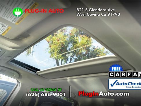 Used 2024 Nissan Frontier SL w/ Technology Package image 1