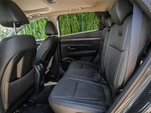 Used 2023 Hyundai Tucson SEL w/ Convenience Package FWD image 8