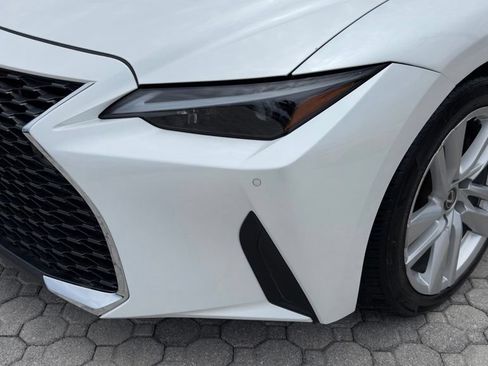 Used 2023 Lexus IS 300 w/ Comfort Package RWD image 15
