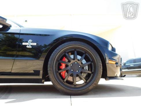 Used 2014 Ford Mustang Shelby GT500 w/ Equipment Group 821A image 33