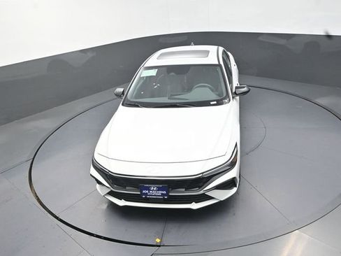 New 2026 Hyundai Elantra SEL Sport Premium FWD image 23