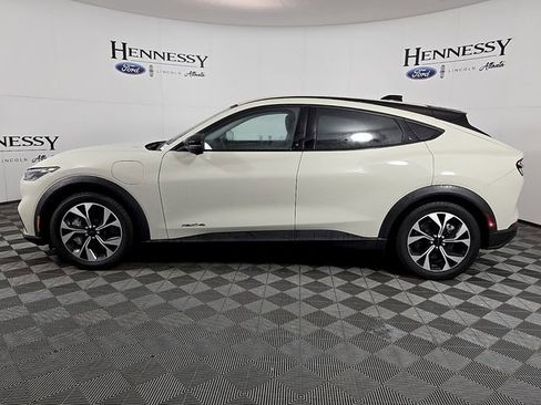 Used 2025 Ford Mustang Mach-E Select w/ Comfort Package Lite image 7