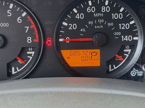 Used 2018 Nissan Frontier SV image 25