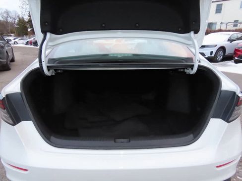 Certified 2023 Honda Accord EX image 10