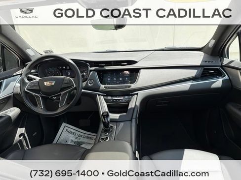 Certified 2024 Cadillac XT5 Premium Luxury w/ Technology Package AWD/4WD image 9