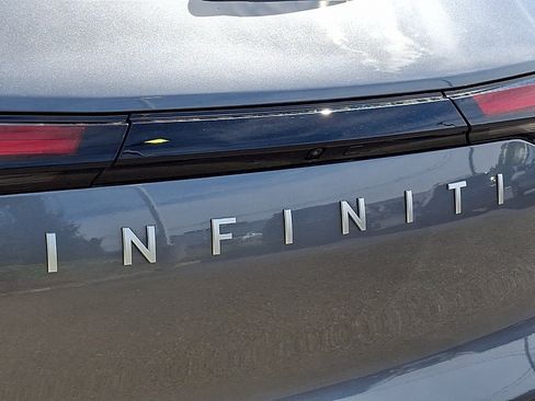 Certified 2026 INFINITI QX60 Luxe w/ Family Package AWD/4WD image 30