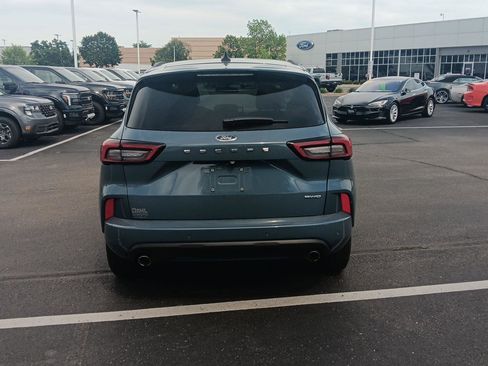 Used 2023 Ford Escape ST-Line w/ Tech Pack #1 AWD/4WD image 6