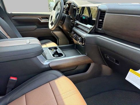 New 2026 Chevrolet Silverado 2500 High Country w/ High Country Premium Package image 10