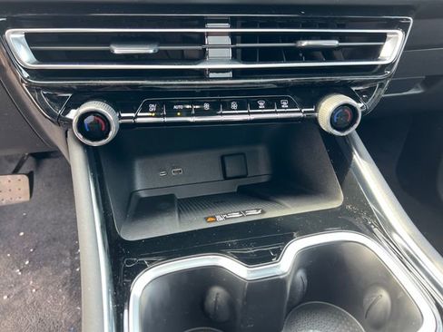 New 2026 Chevrolet Traverse RS w/ LPO, Floor Liner Package image 17