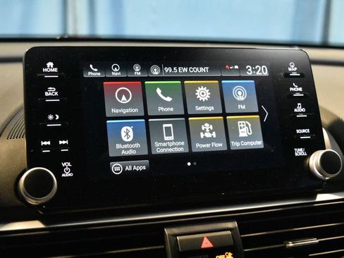 Used 2022 Honda Accord Touring image 13