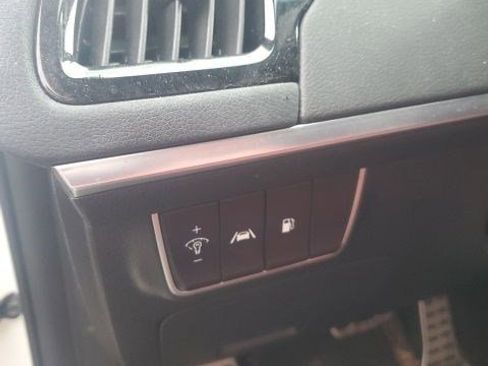 Used 2023 Kia Stinger GT-Line w/ Sun & Sound Package image 9