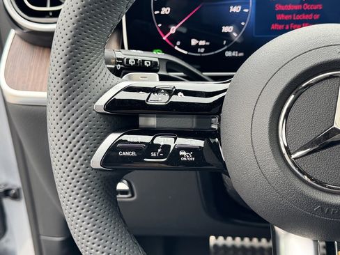 New 2025 Mercedes-Benz GLC 350e 4MATIC image 21