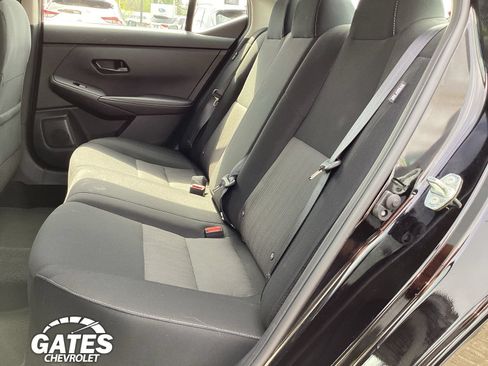 Used 2025 Nissan Sentra SV FWD image 13