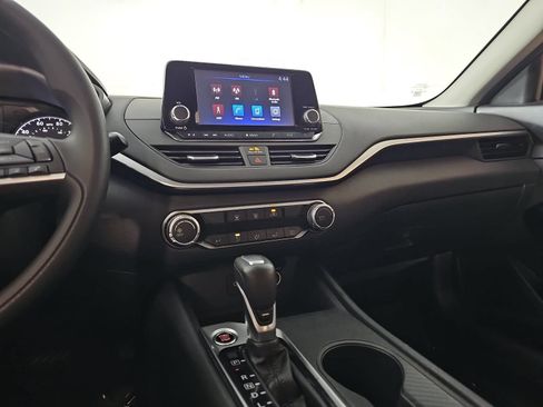 Used 2021 Nissan Altima 2.5 S FWD image 19