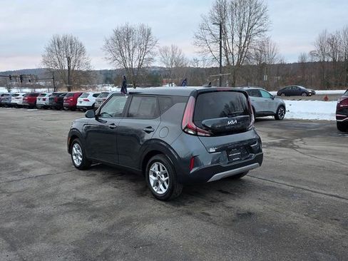 Certified 2025 Kia Soul LX w/ LX Technology Package image 6