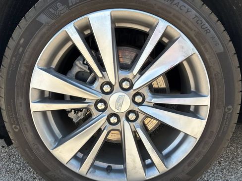 Used 2022 Cadillac XT6 Premium Luxury AWD/4WD image 9