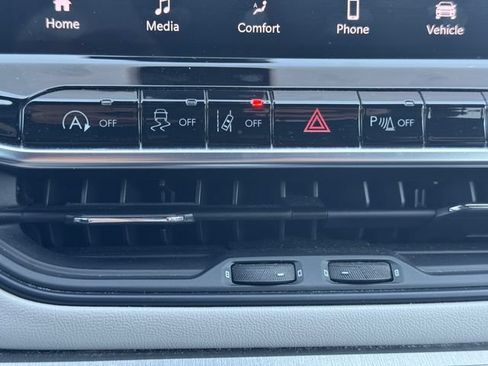 Certified 2024 Jeep Compass Limited AWD/4WD image 31