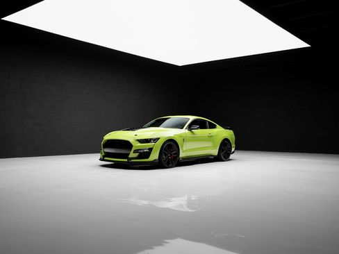 Used 2020 Ford Mustang Shelby GT500 w/ Technology Package image 81