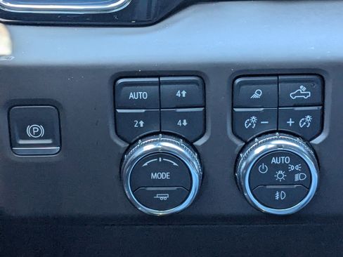 Used 2023 GMC Sierra 1500 Denali w/ Technology Package image 24