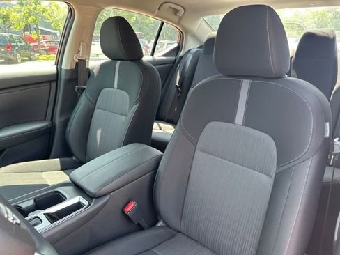 New 2025 Nissan Sentra SV w/ Trunk Package image 5