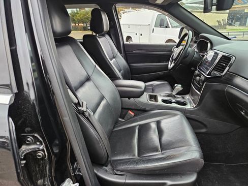 Used 2020 Jeep Grand Cherokee Limited w/ Trailer Tow Group IV image 20