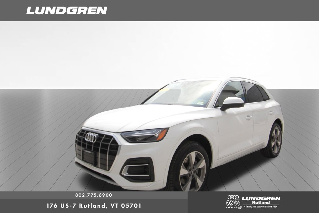 Used 2023 Audi Q5 2.0T Premium w/ Convenience Package AWD/4WD image 2