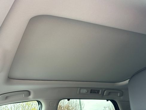 New 2025 Nissan Pathfinder Platinum image 37