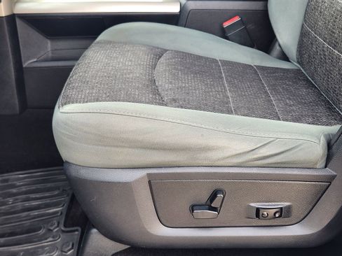 Used 2015 RAM 2500 Lone Star image 27