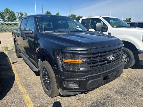 Used 2025 Ford F150 XLT w/ Equipment Group 302A MID AWD/4WD image 10