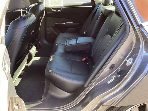 Used 2019 Honda Clarity Touring image 13