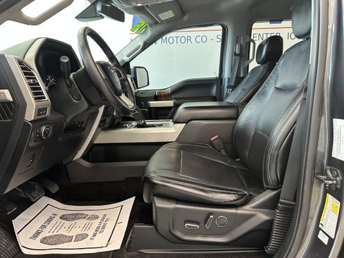 Used 2016 Ford F150 Lariat w/ Equipment Group 502A Luxury AWD/4WD image 11