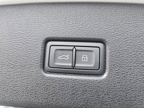 New 2025 Audi Q5 2.0T Premium Plus AWD/4WD image 15