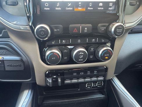 Used 2022 RAM 3500 Laramie image 22