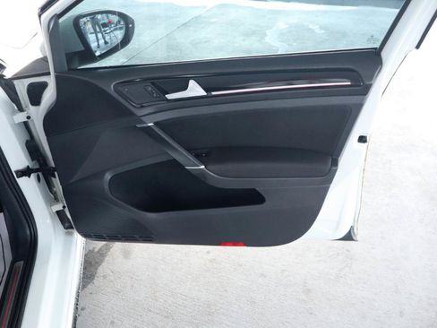 Used 2017 Volkswagen GTI S FWD image 36