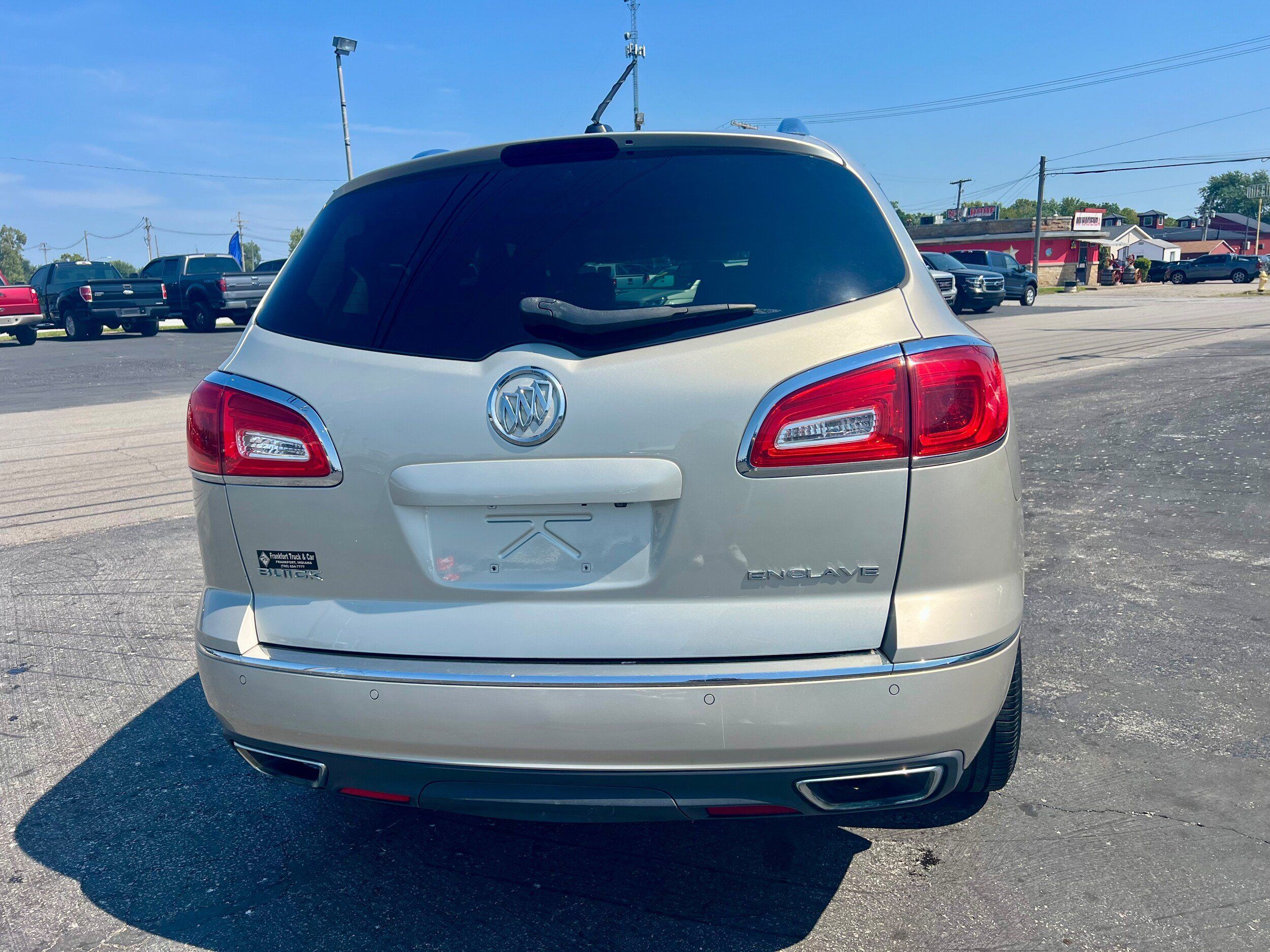 Used 2017 Buick Enclave Leather FWD image 6