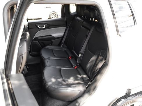Used 2023 Jeep Compass Latitude AWD/4WD image 50