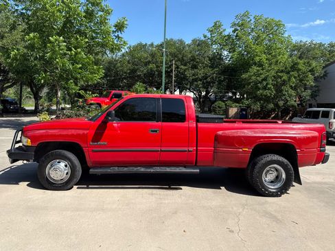Used 2000 Dodge Ram 3500 Truck 2WD Quad Cab image 4