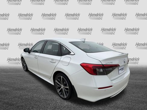 Used 2024 Honda Civic Touring image 8