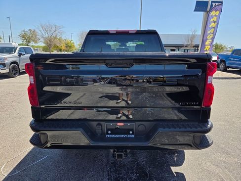 Used 2025 Chevrolet Silverado 1500 Custom Trail Boss w/ Dark Appearance Package image 13