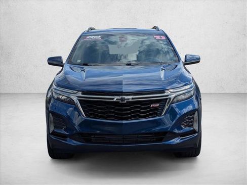 Used 2023 Chevrolet Equinox RS FWD image 2