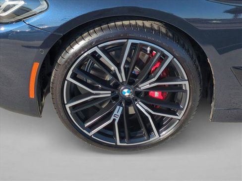 Used 2023 BMW 530i w/ M Sport Package image 25